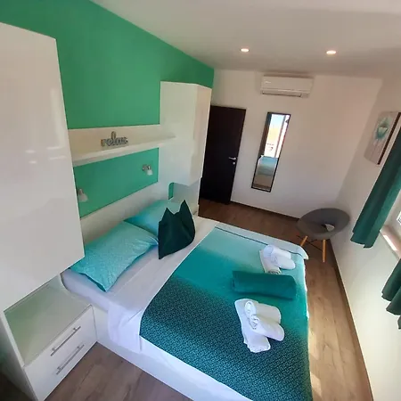 Apartmani Omrcen Baska Voda Exterior photo