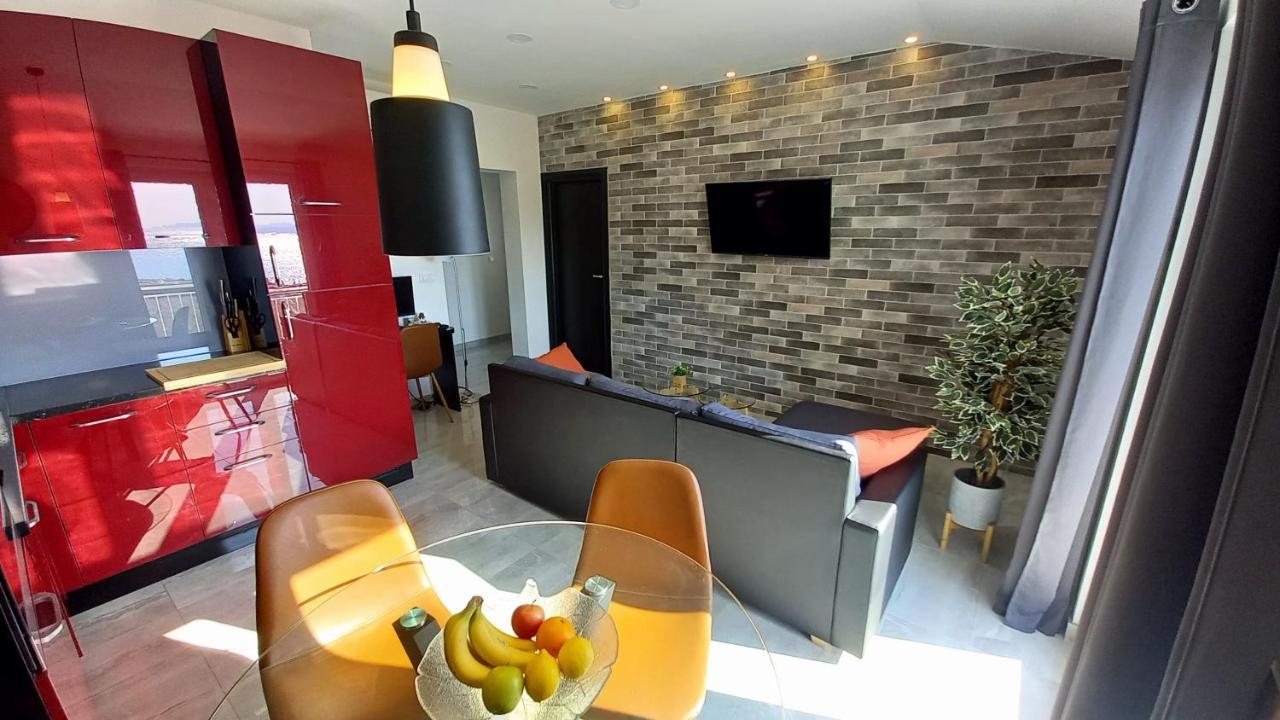 Apartment Omrcen Baska Voda