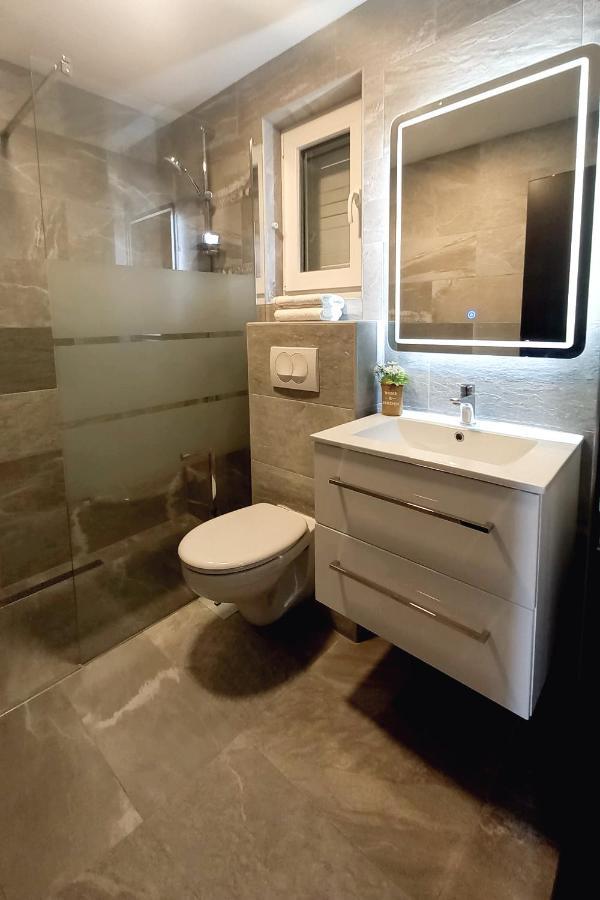 Omrcen Apartment