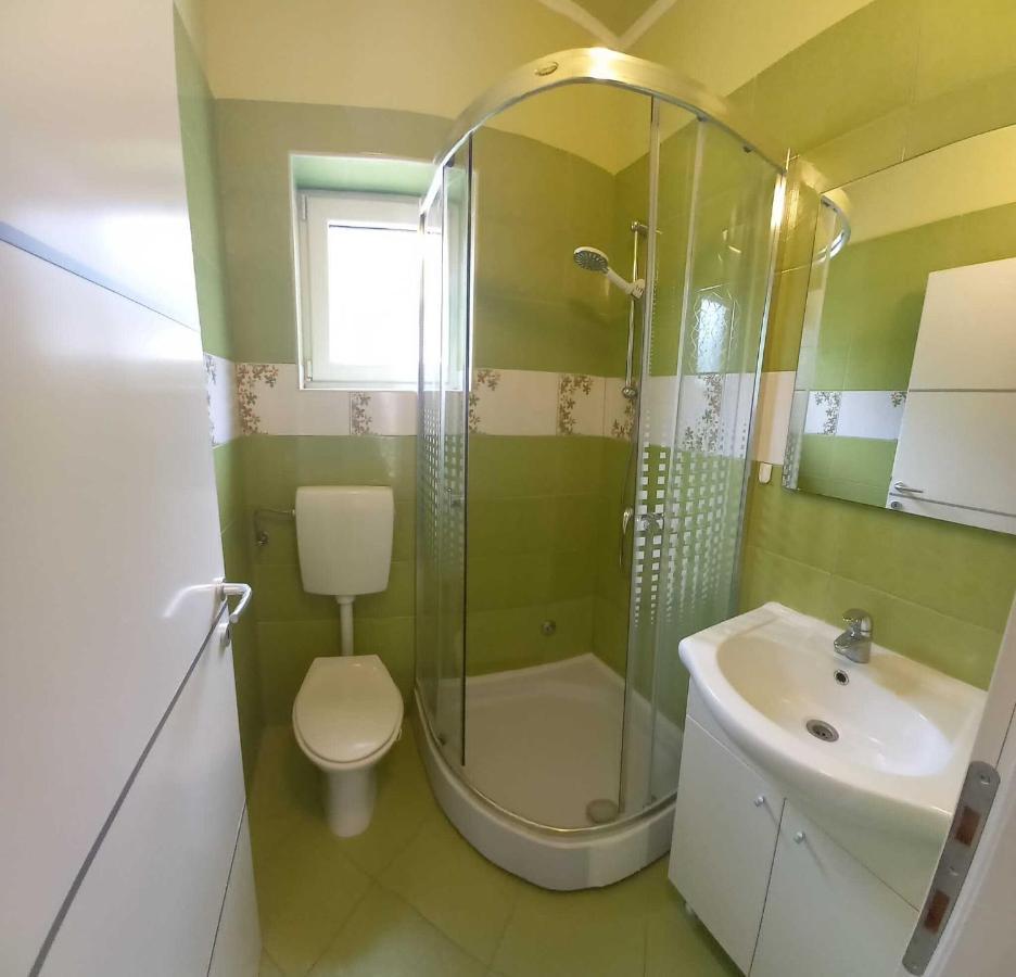Omrcen Apartment