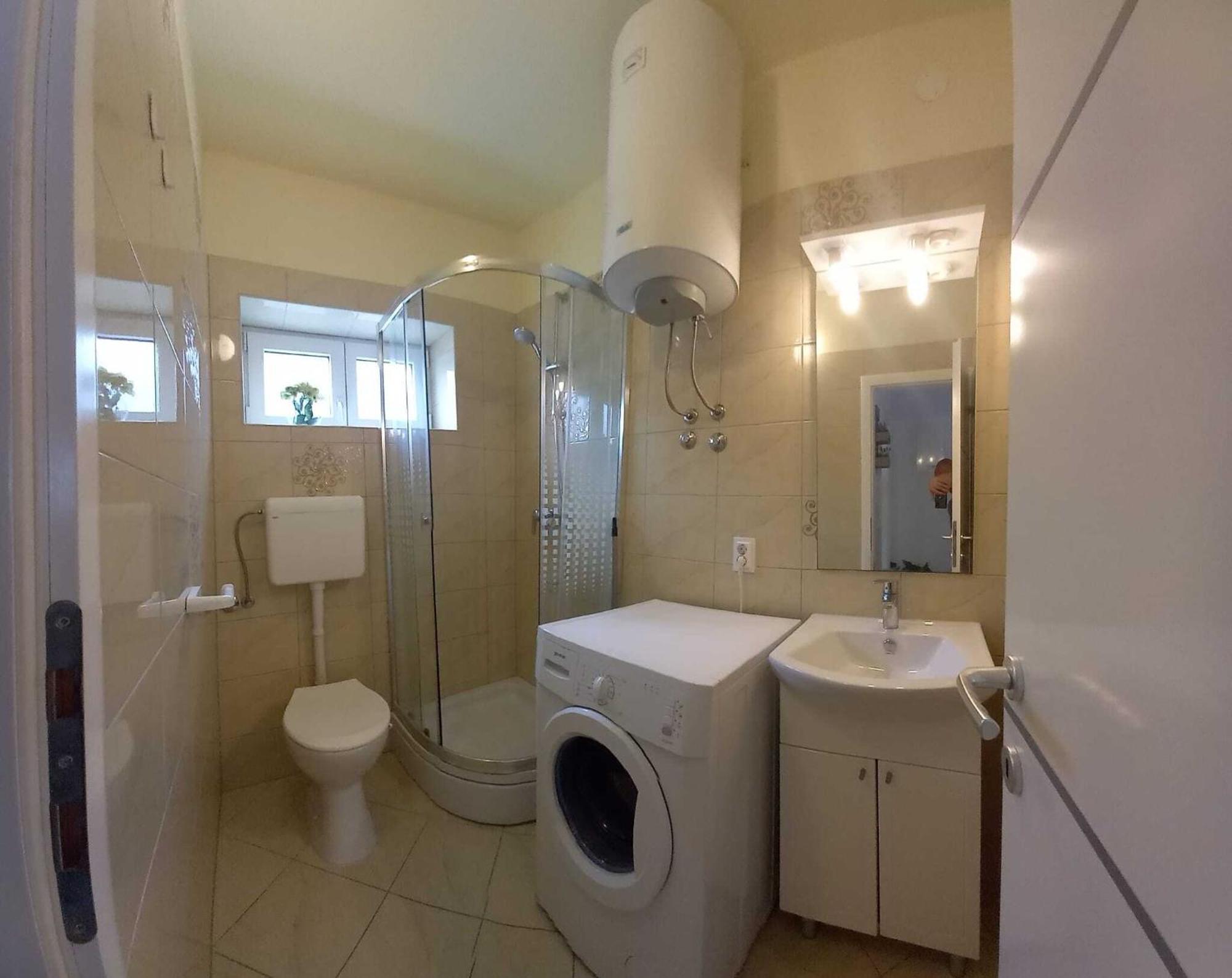Apartment Omrcen Baska Voda